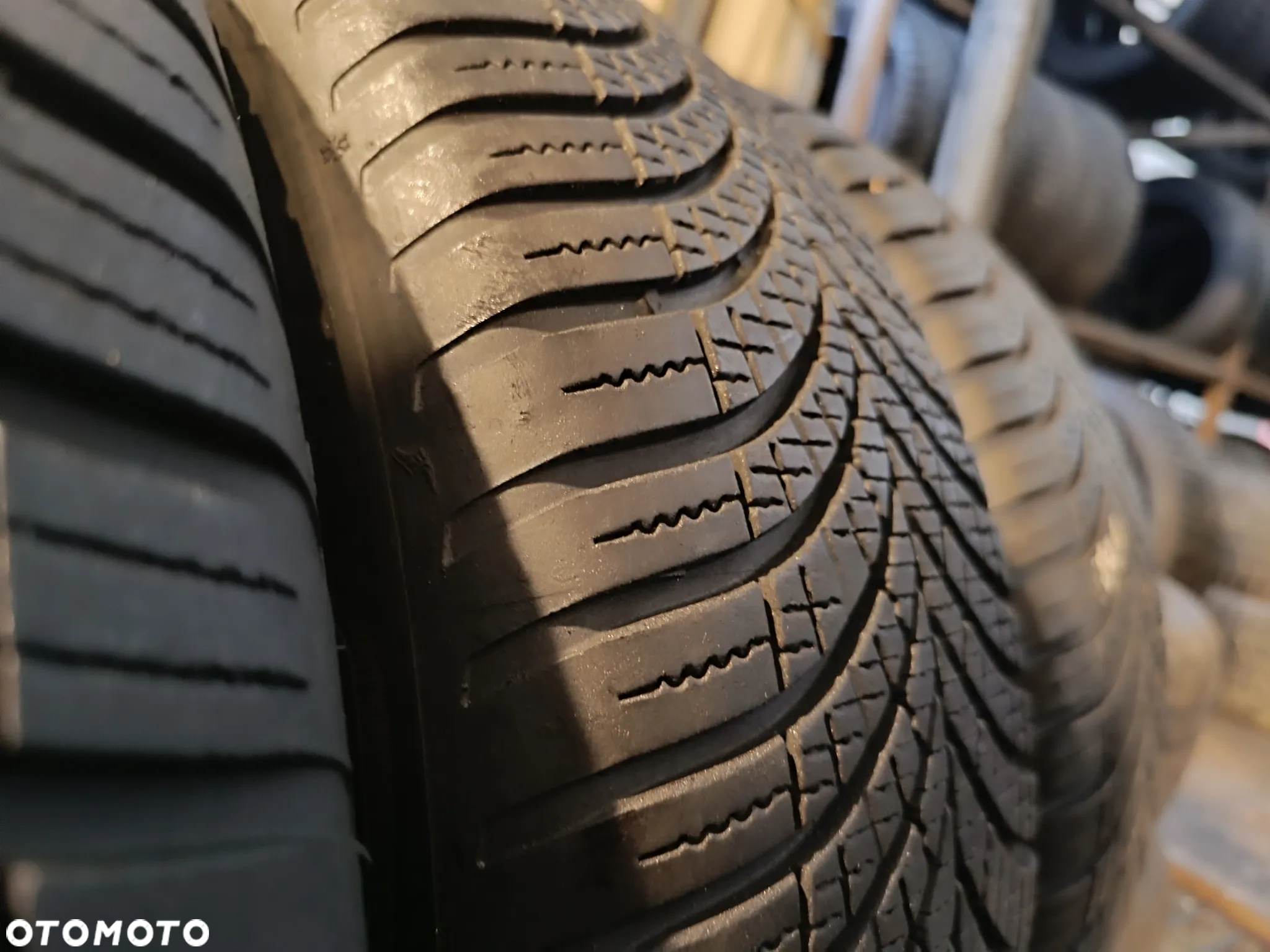 ŚLĄSK 4 x CAŁOROCZNE 225/60R17 103V GOODYEAR VECTOR 4 SEASONS G3 SUV KOMPLET - 4