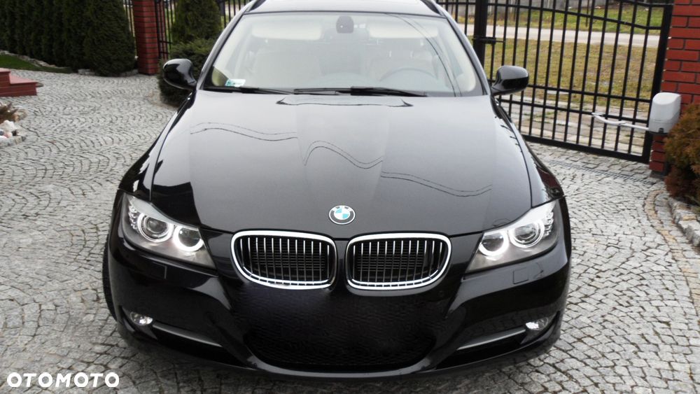 BMW Seria 3 318d DPF Edition Exclusive - 1