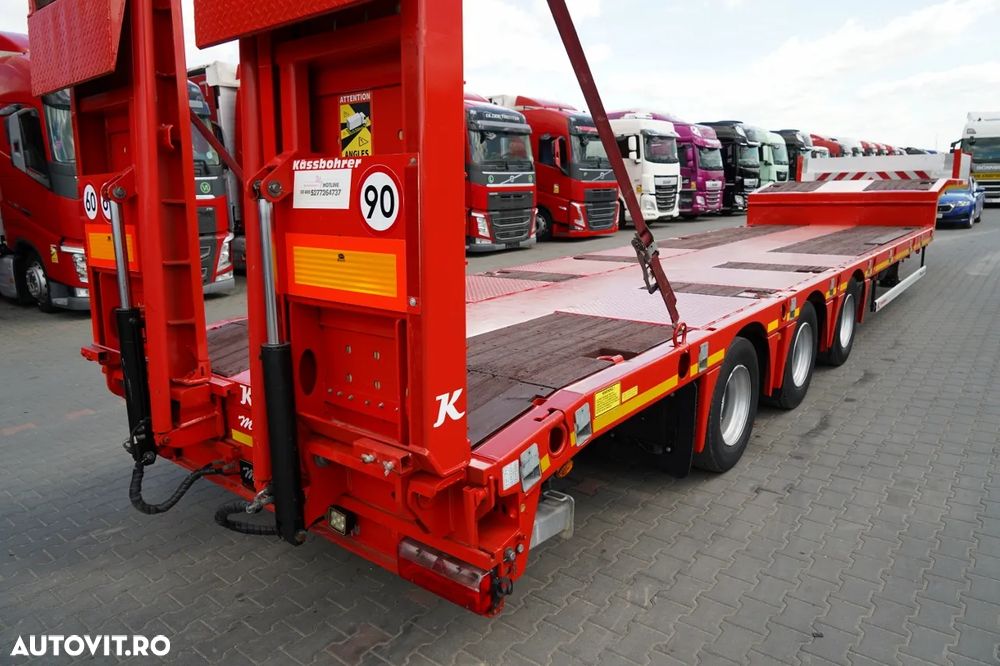 Kaessbohrer REMORCA KASSBOHRER CU BETON JOS / RAMPE HIDRAULICE / 3 AXE / LĂRGIRE - 15