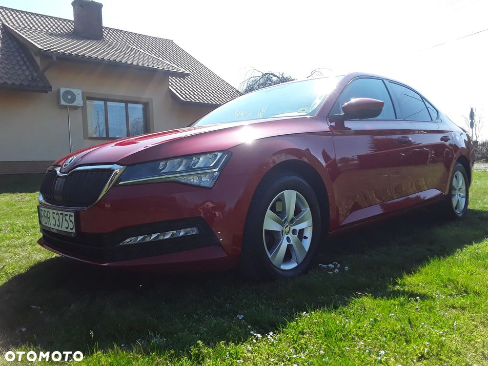 Skoda Superb 2.0 TDI SCR Style DSG - 8
