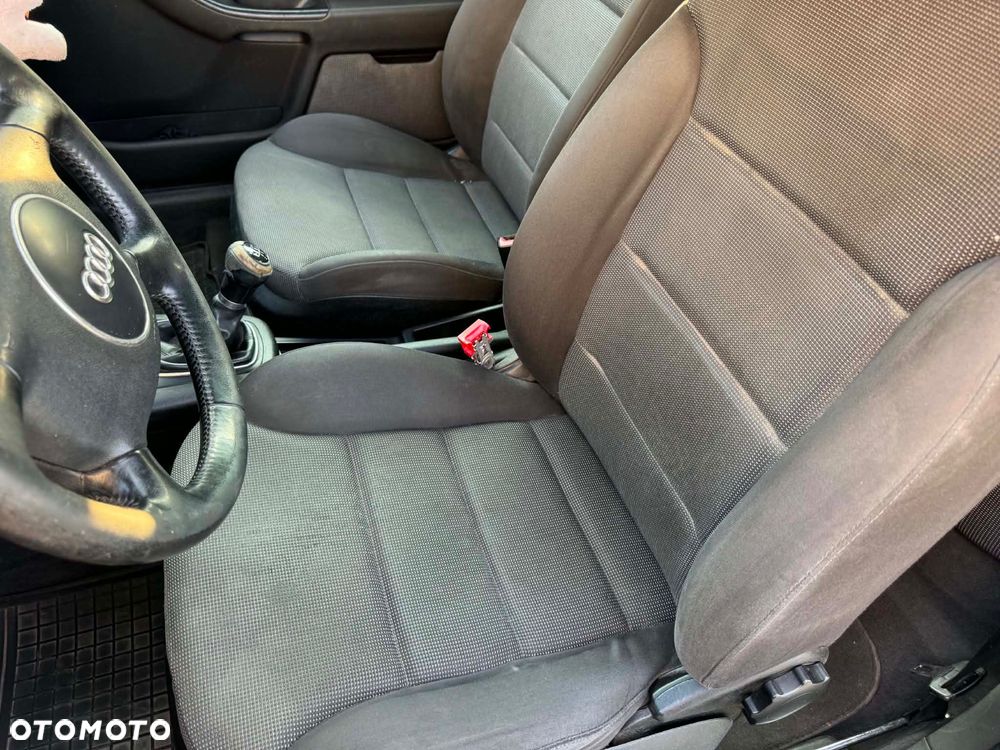 Audi A3 3-drzwiowe - 4