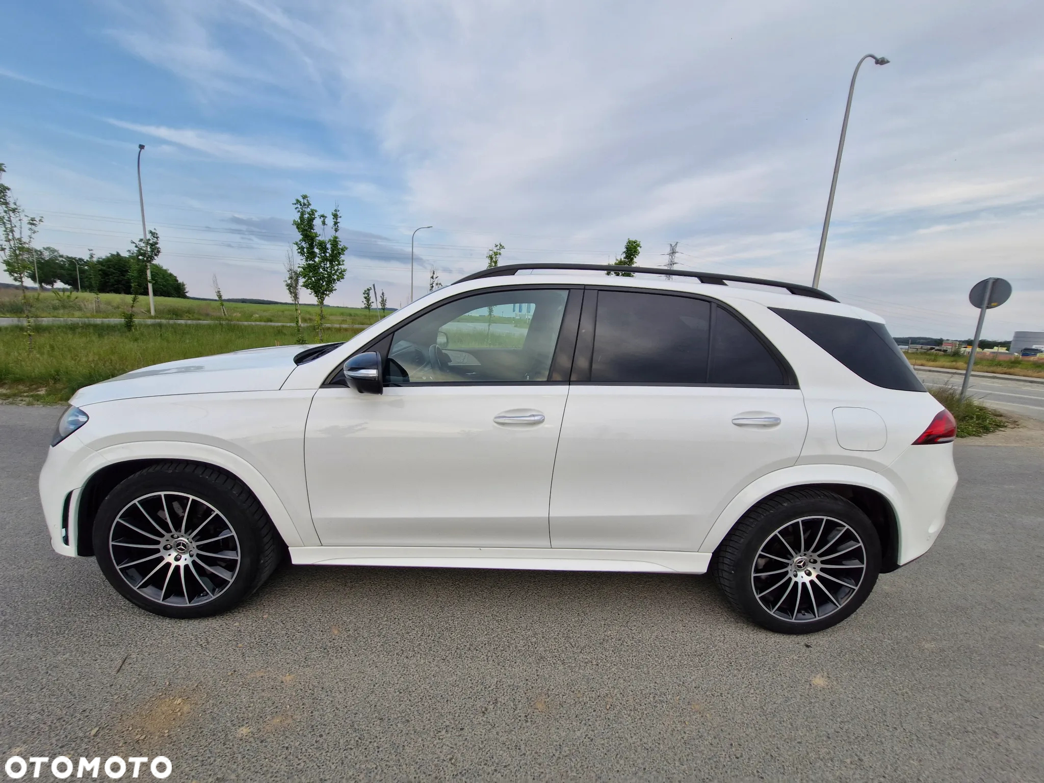 Mercedes-Benz GLE - 13