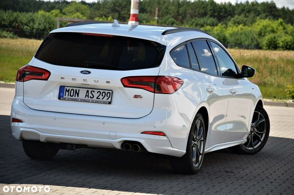 Ford Focus - 10
