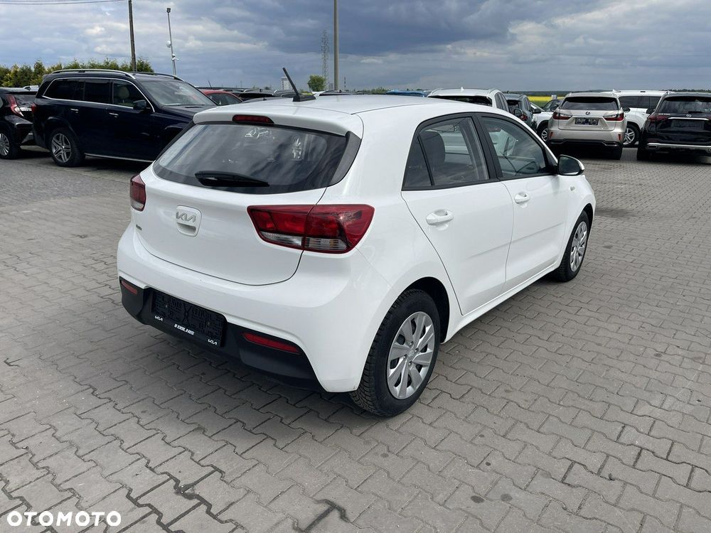 Kia Rio 1.2 M - 4