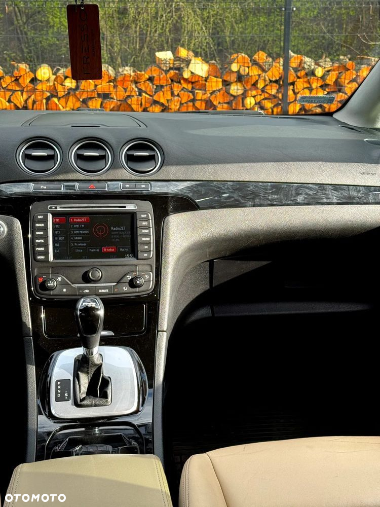 Ford S-Max - 23