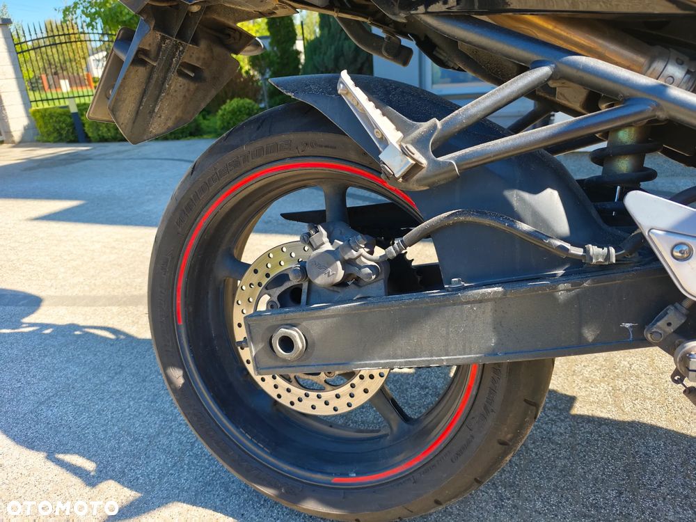 Yamaha FZ6 - 11