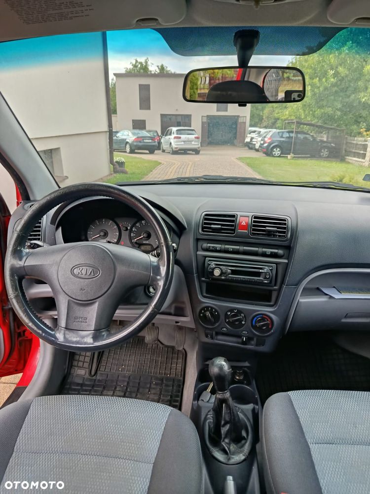 Kia Picanto - 9