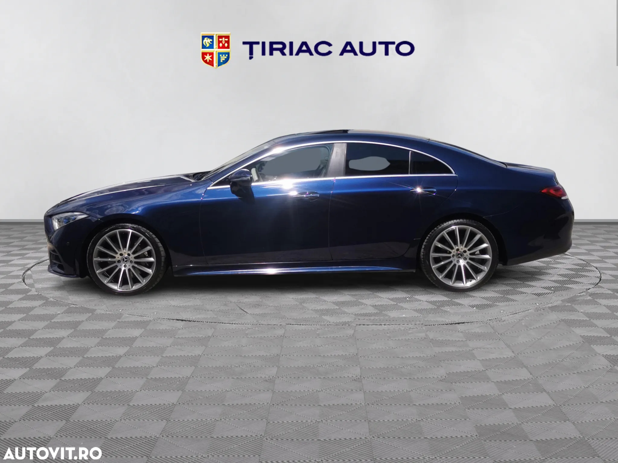 Mercedes-Benz CLS 350 9G-TRONIC AMG Line - 3