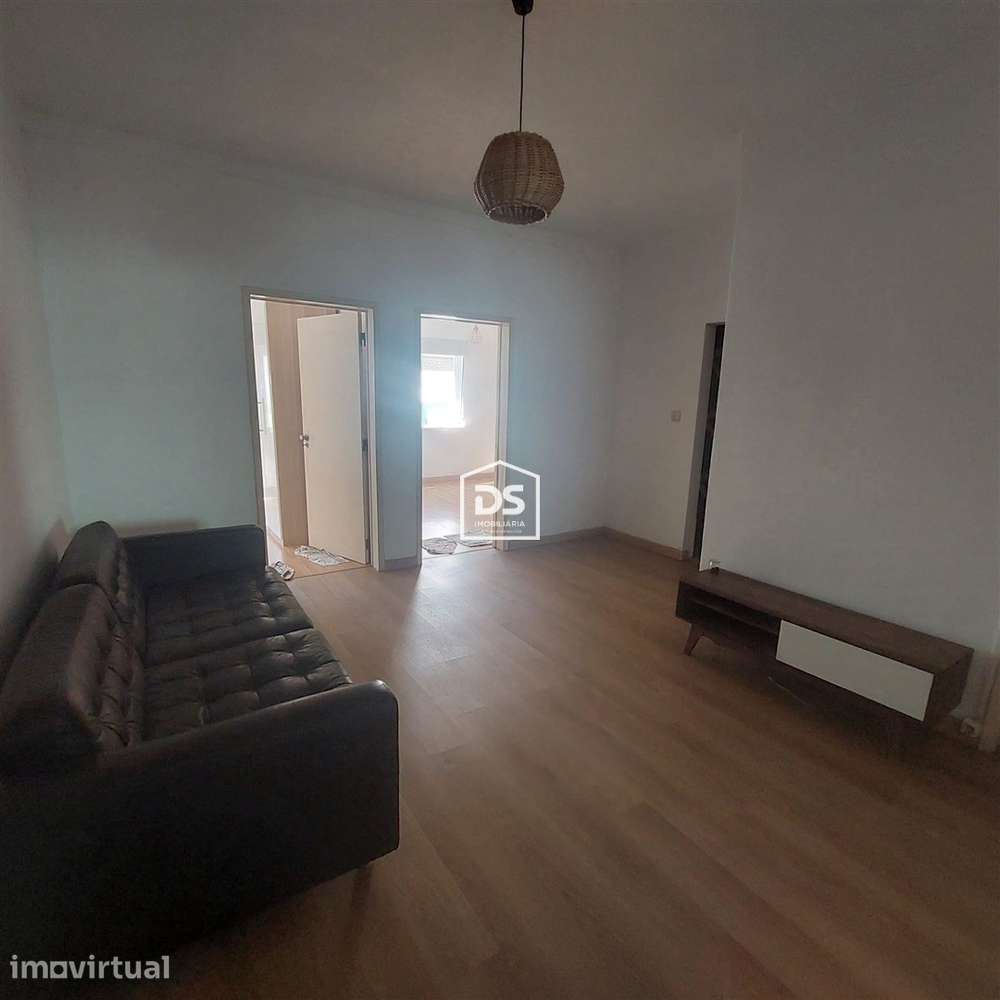 Apartamento T2 Arrendamento em Santa Iria de Azoia, São João da Talha - Grande imagem: 4/18