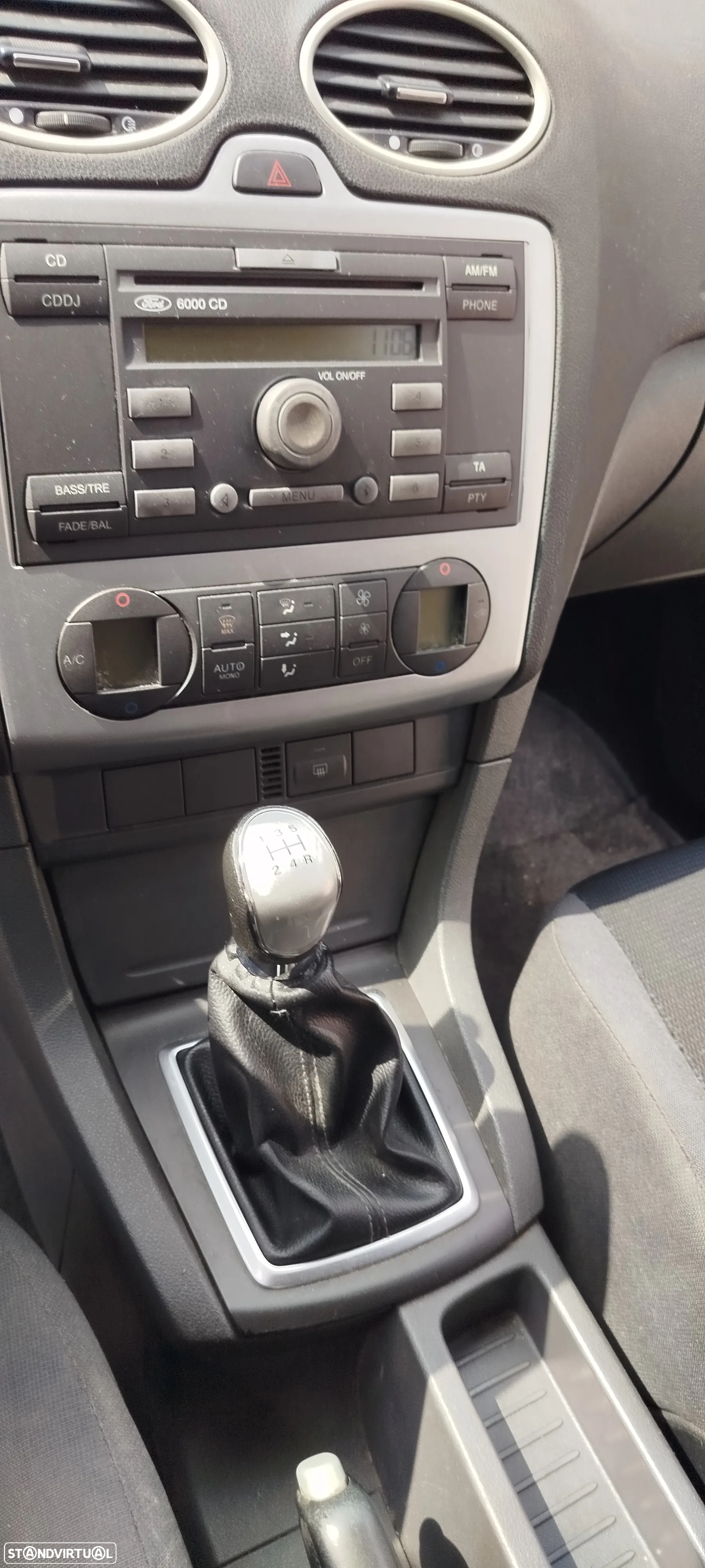 Ford Focus 1.6 TDCi Sport - 11