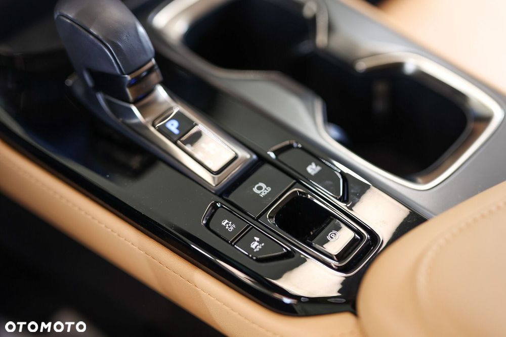 Lexus NX 350h Omotenashi AWD - 27