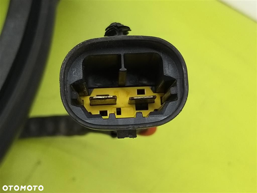 Wentylator chłodnicy wody Peugeot 307  I 1.6 16V 107KM  2001–2008 2 PIN - 3