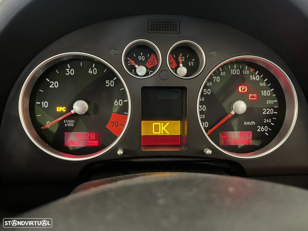 Audi TT Coupé 1.8 T quattro - 11