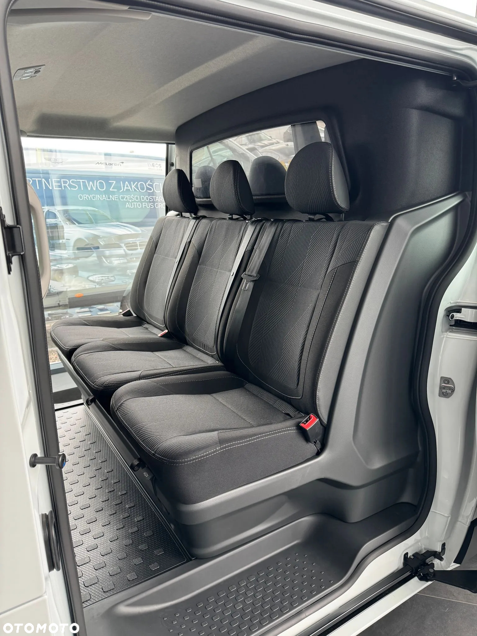 Renault Trafic - 12