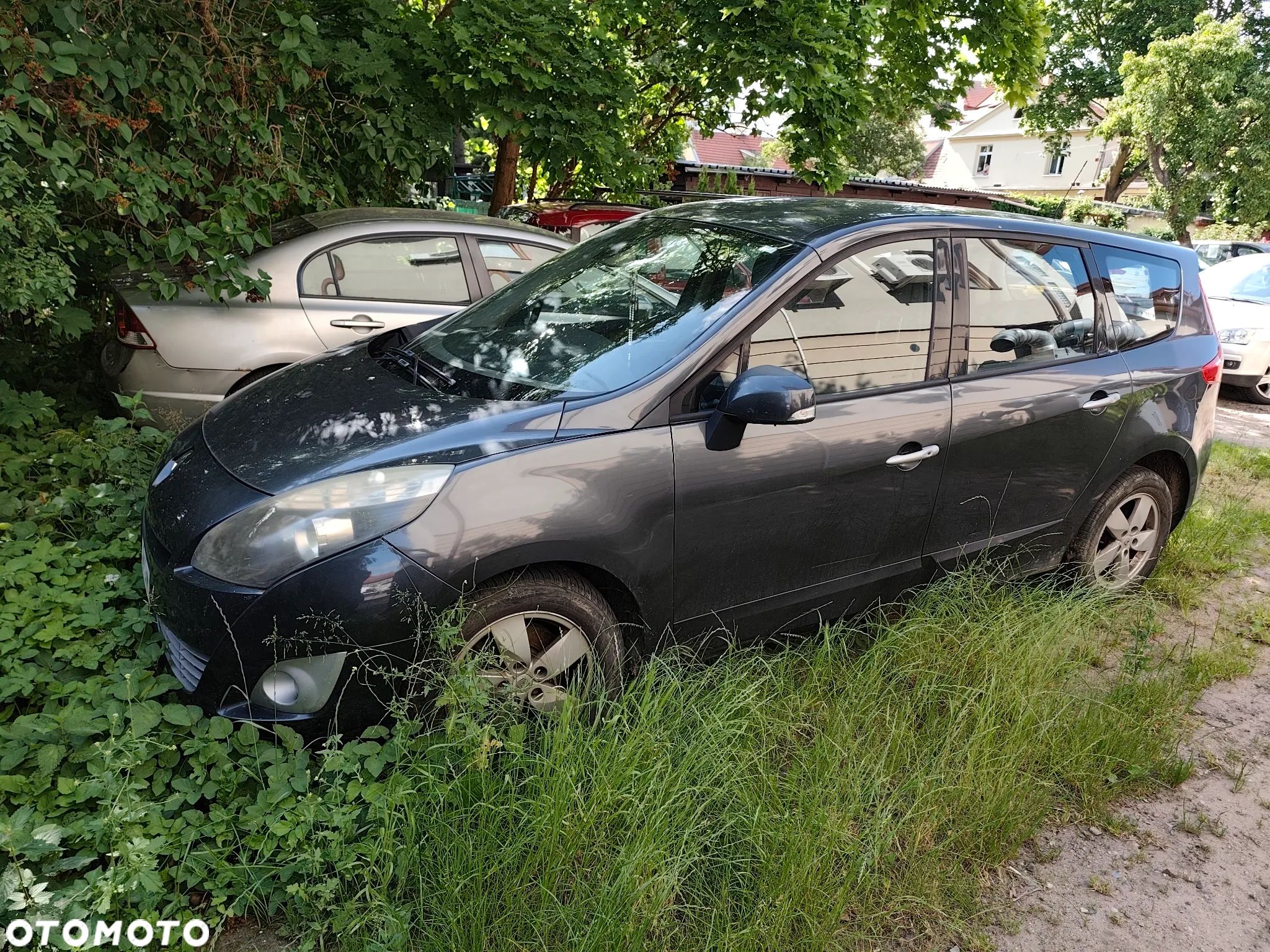 Renault Grand Scenic Gr 1.9 dCi Emotion Plus - 1