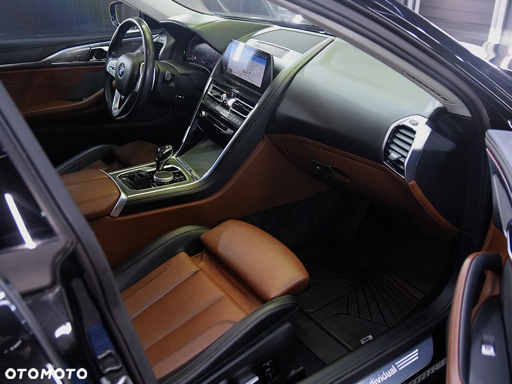 BMW Seria 8 840i xDrive - 7