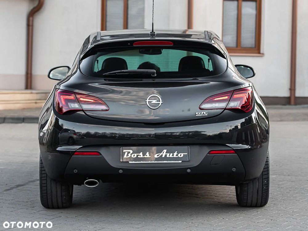 Opel Astra 2.0 CDTI ecoFLEX Start/Stop - 11