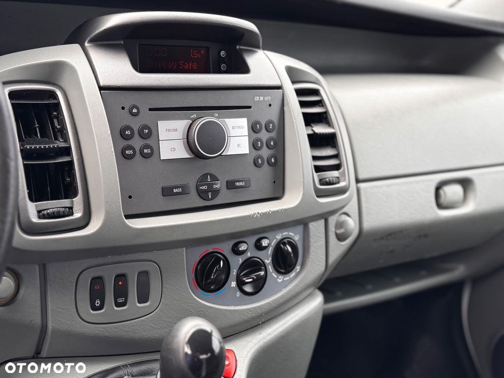 Opel VIVARO - 8