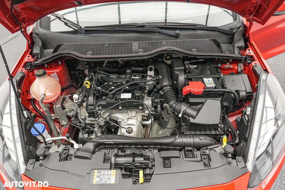 Ford Fiesta 1.1 S&S TITANIUM - 24