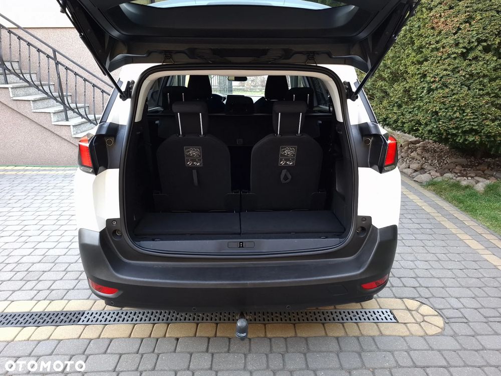 Peugeot 5008 1.6 BlueHDi Allure 7os - 14