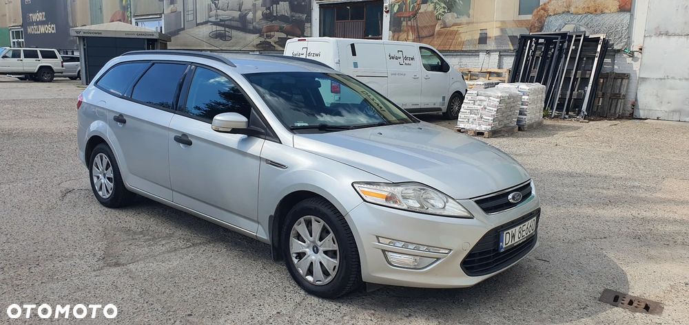Ford Mondeo 2.0 TDCi Platinium X Plus (Titanium) - 4