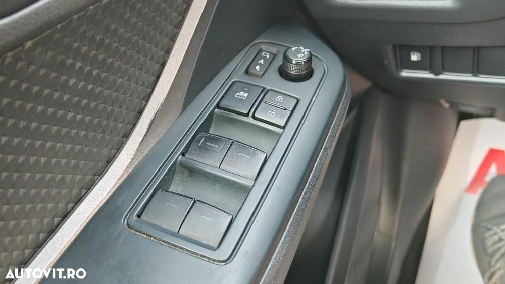 Toyota C-HR - 24