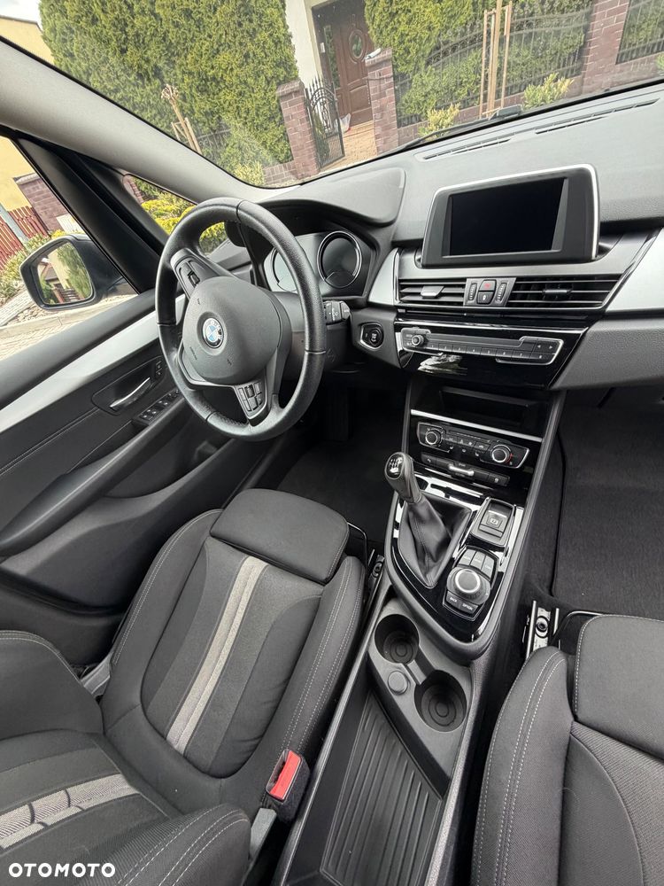 BMW Seria 2 218i Sport Line - 17
