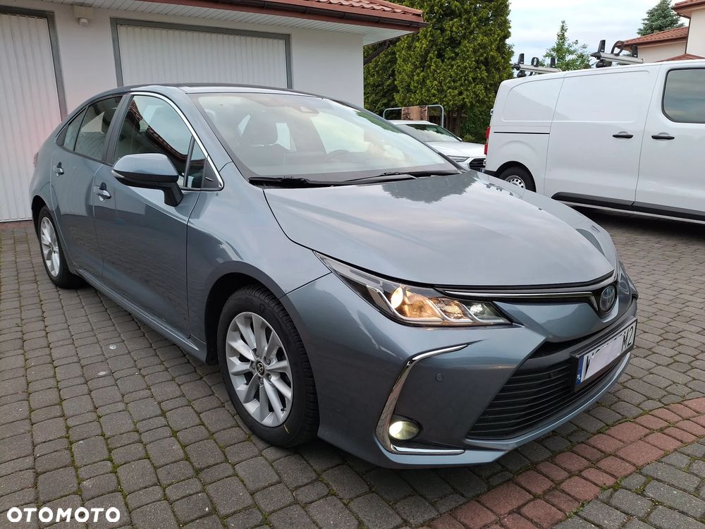 Toyota Corolla 1.8 Hybrid Comfort - 13
