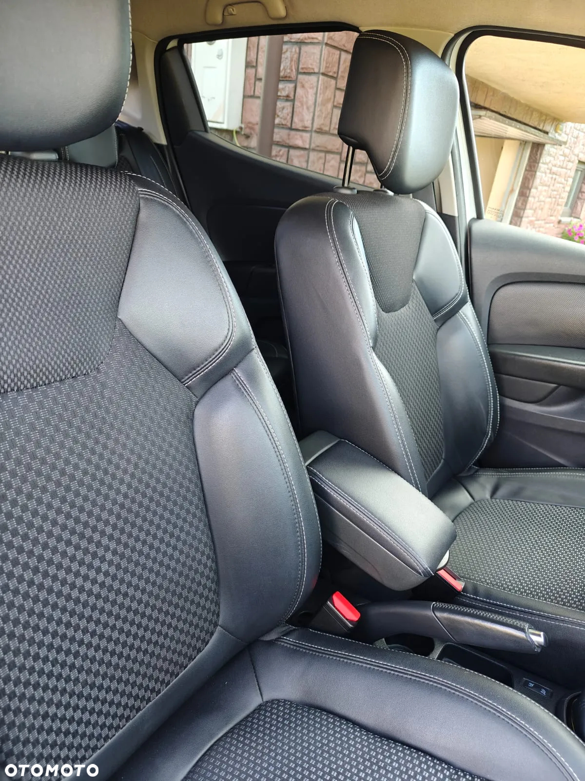 Renault Clio 0.9 TCe Life - 23