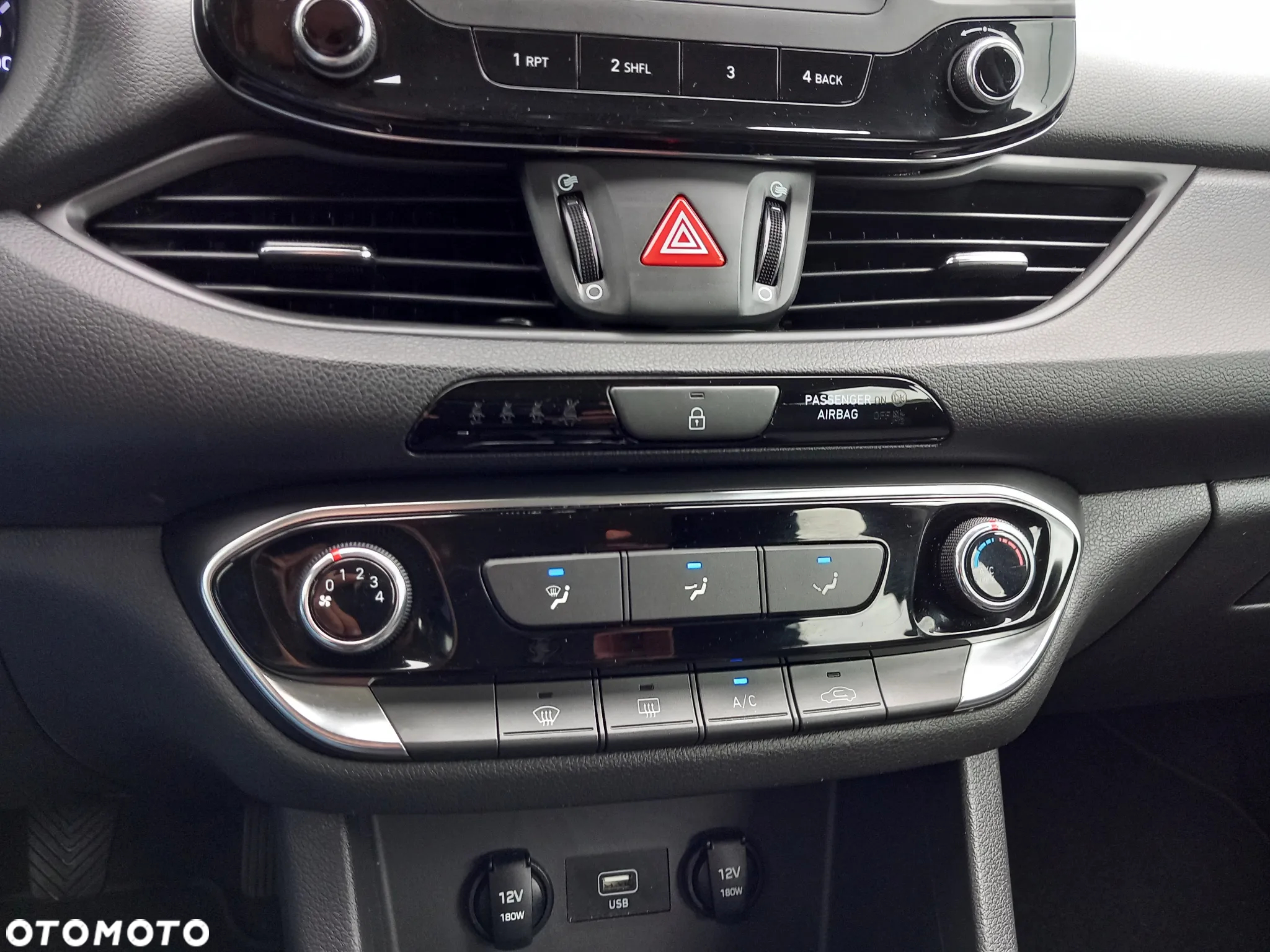 Hyundai i30 1.5 DPI Modern - 17