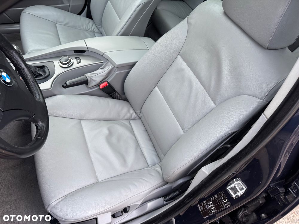 BMW Seria 5 530xd - 23