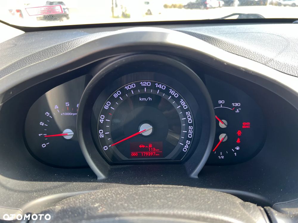 Kia Sportage 1.7 CRDI 2WD Spirit - 13