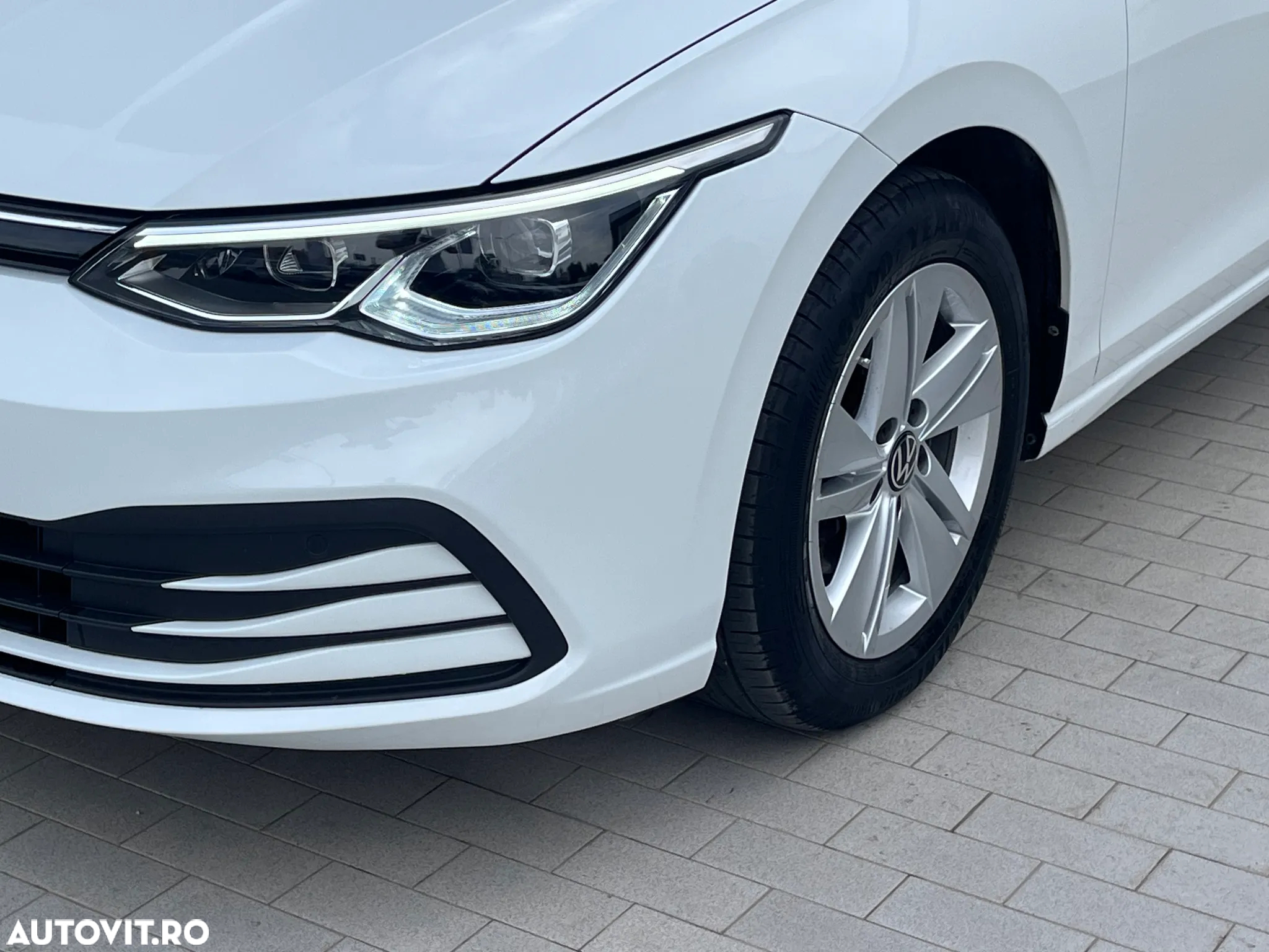 Volkswagen Golf 1.5 eTSI ACT DSG MHEV Life - 7