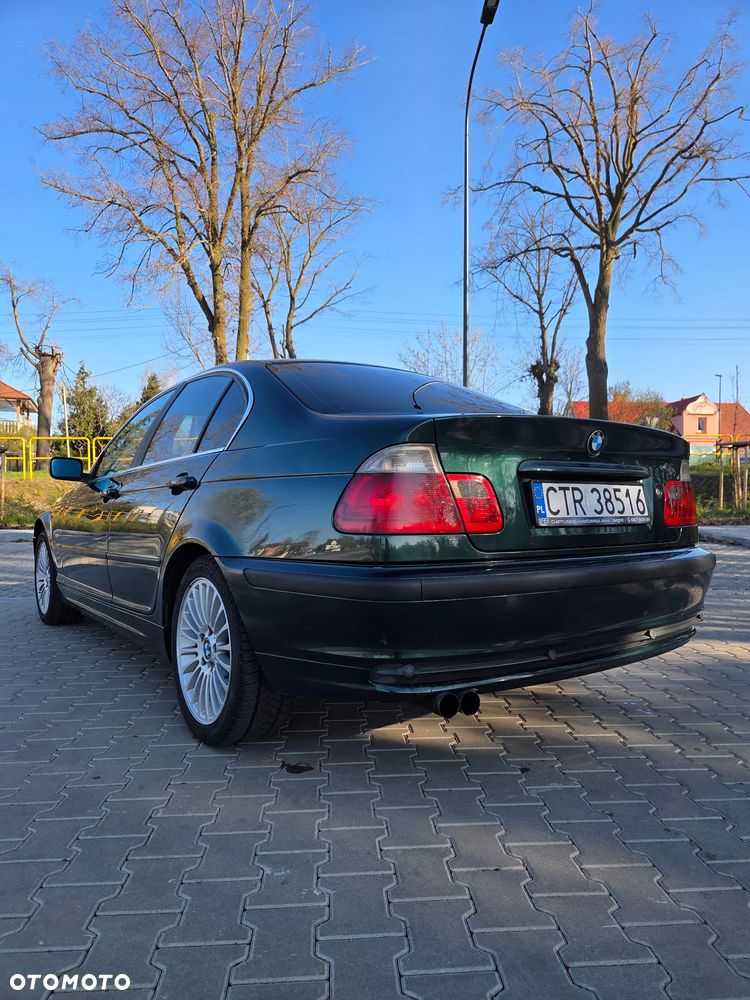BMW Seria 3 330d - 10
