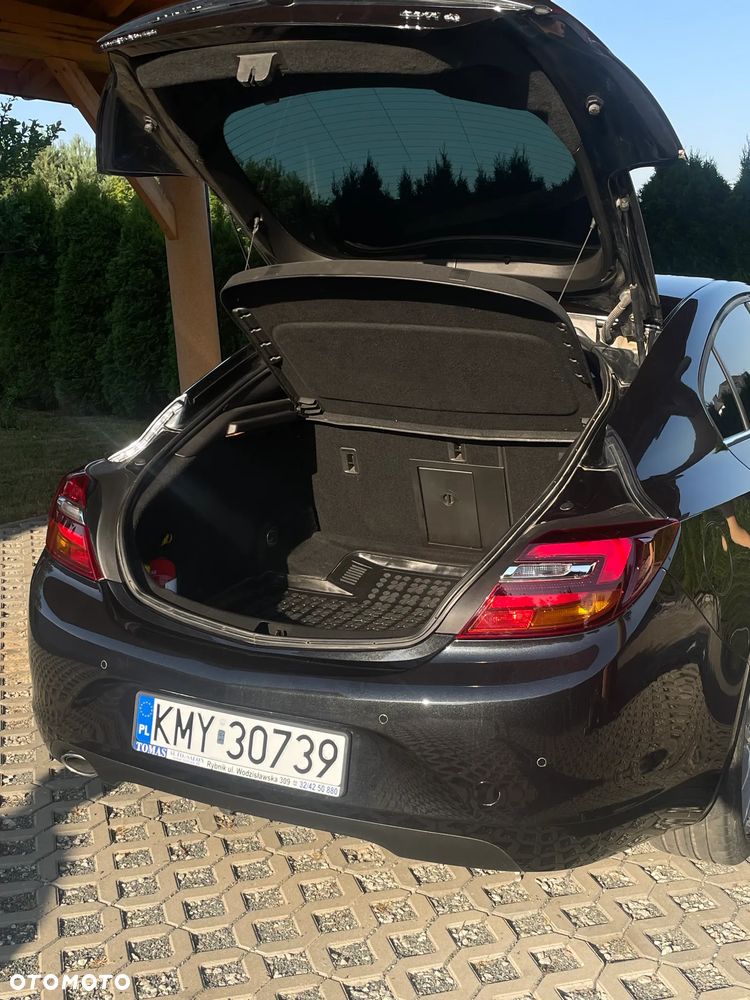 Opel Insignia - 11