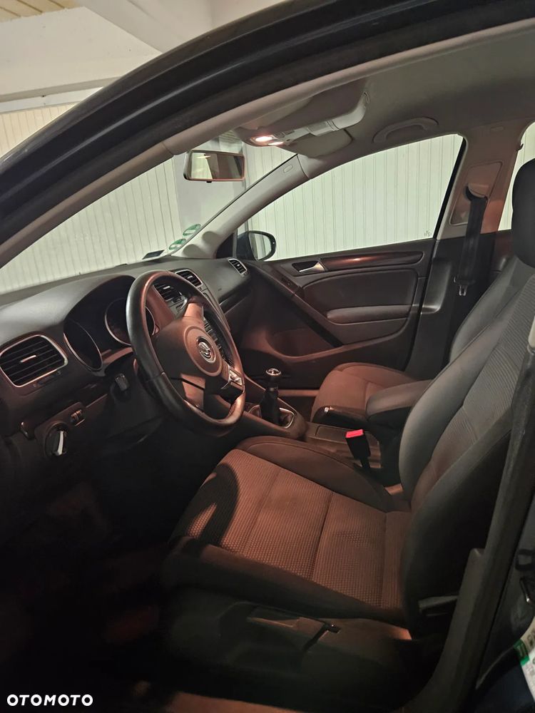 Volkswagen Golf 1.6 Comfortline - 2