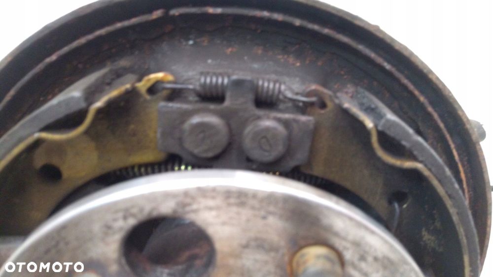 piasta lewa tył honda crx iii del sol 1.6 93r - 2