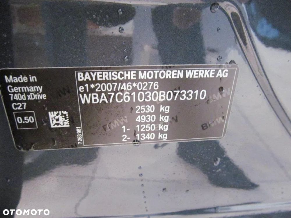 BMW Seria 7 740d xDrive - 21