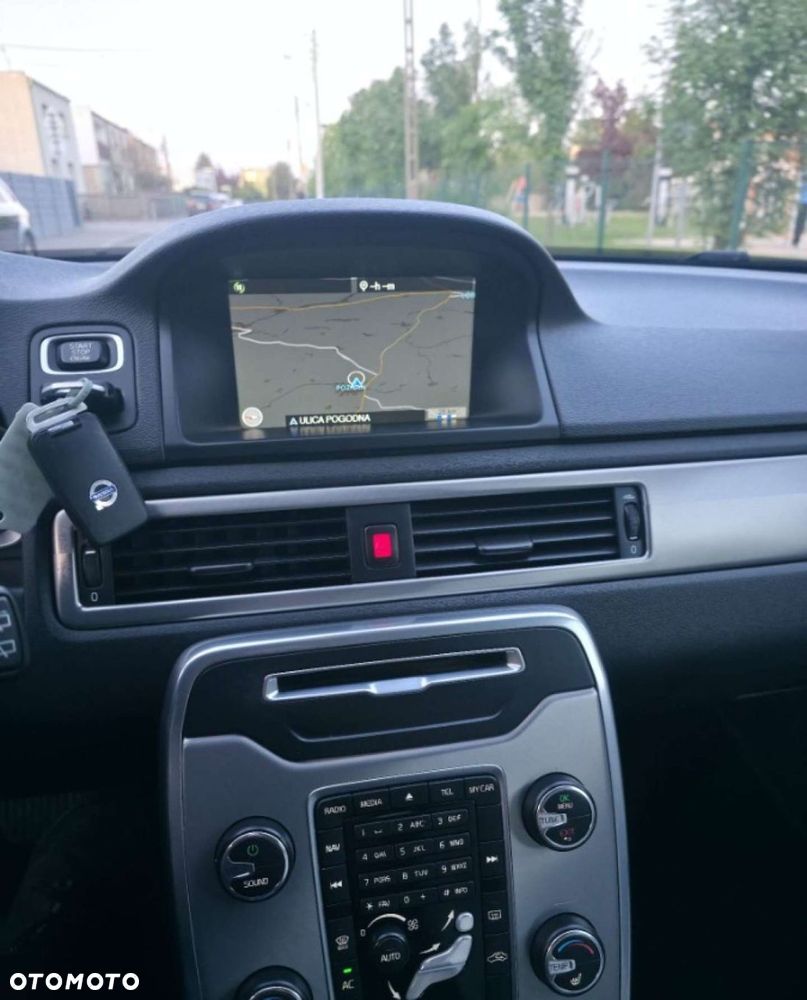 Volvo V70 D3 Geartronic Summum - 27