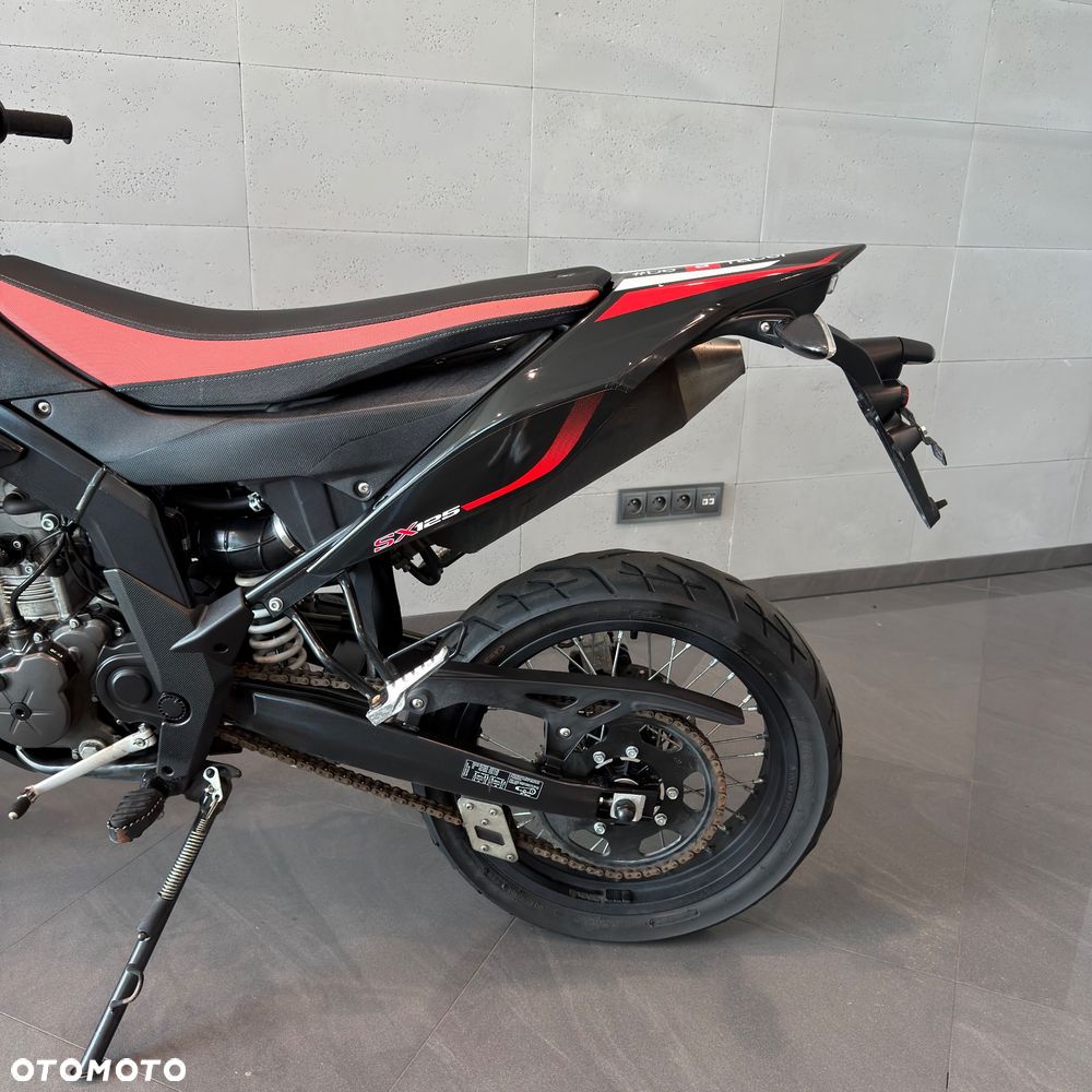 Aprilia SX - 11