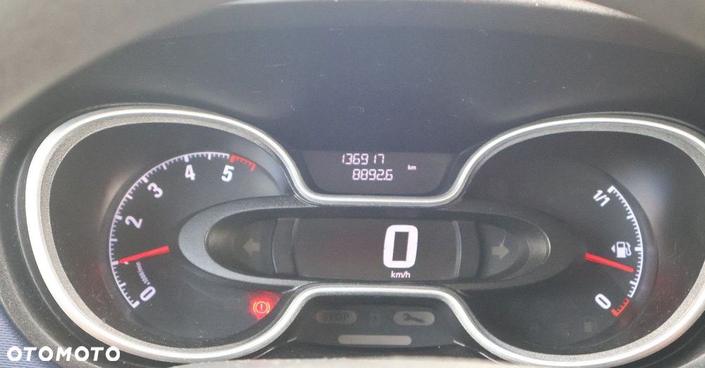 Opel Vivaro - 18
