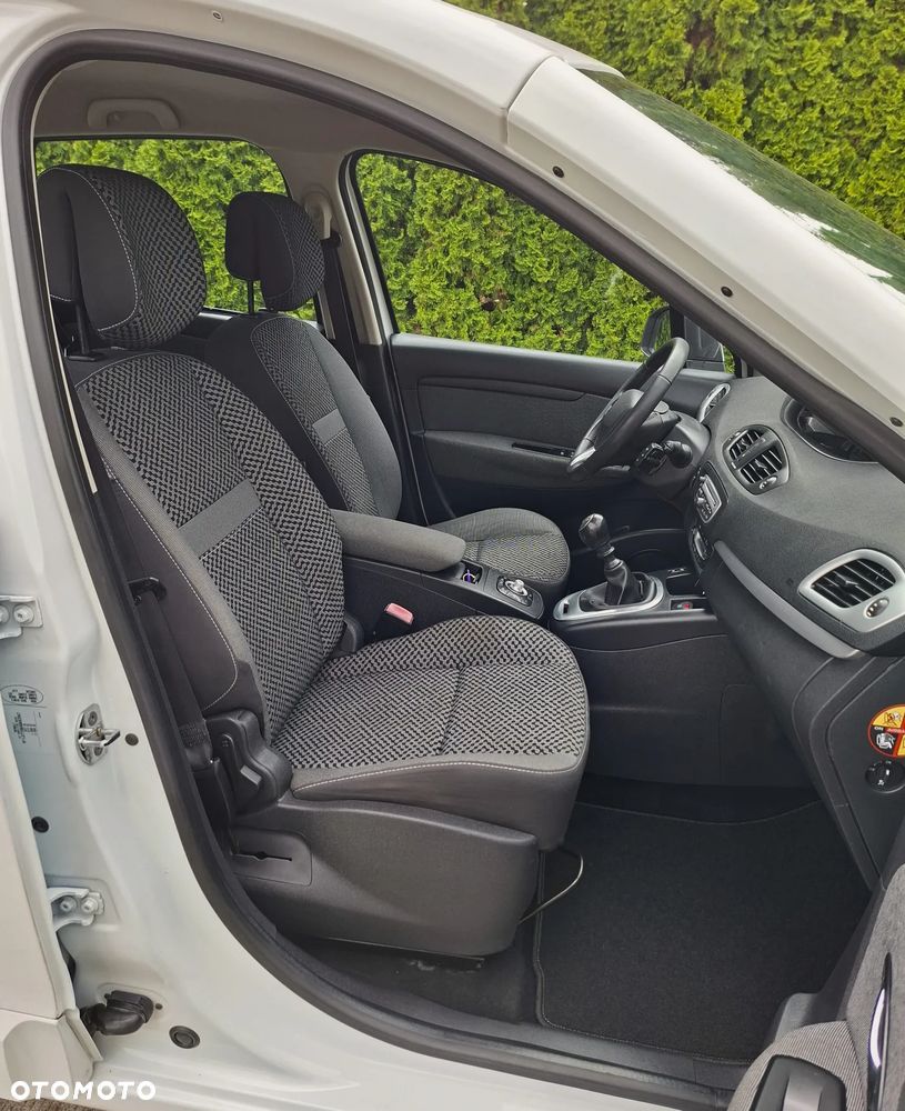 Renault Scenic 1.6 16V 110 TomTom Edition - 10