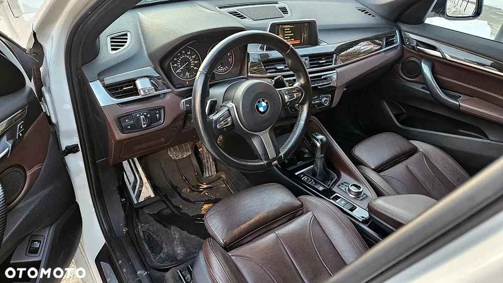 BMW X1 xDrive28i Sport Line - 6