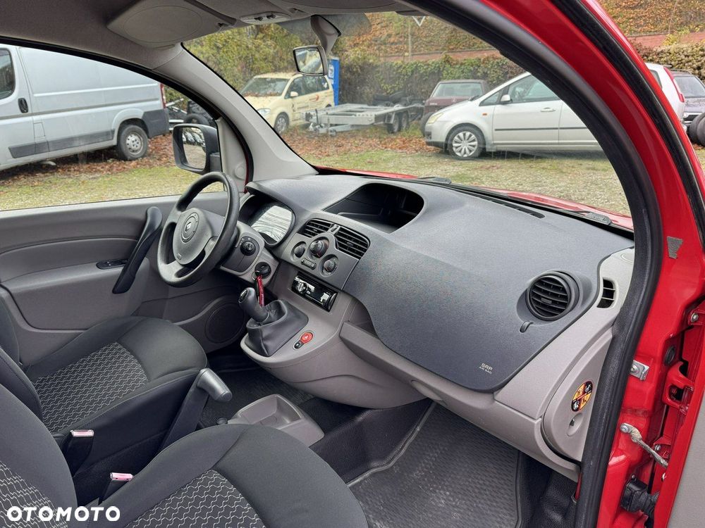 Renault Kangoo 1.6 8V 90 Happy Family - 17