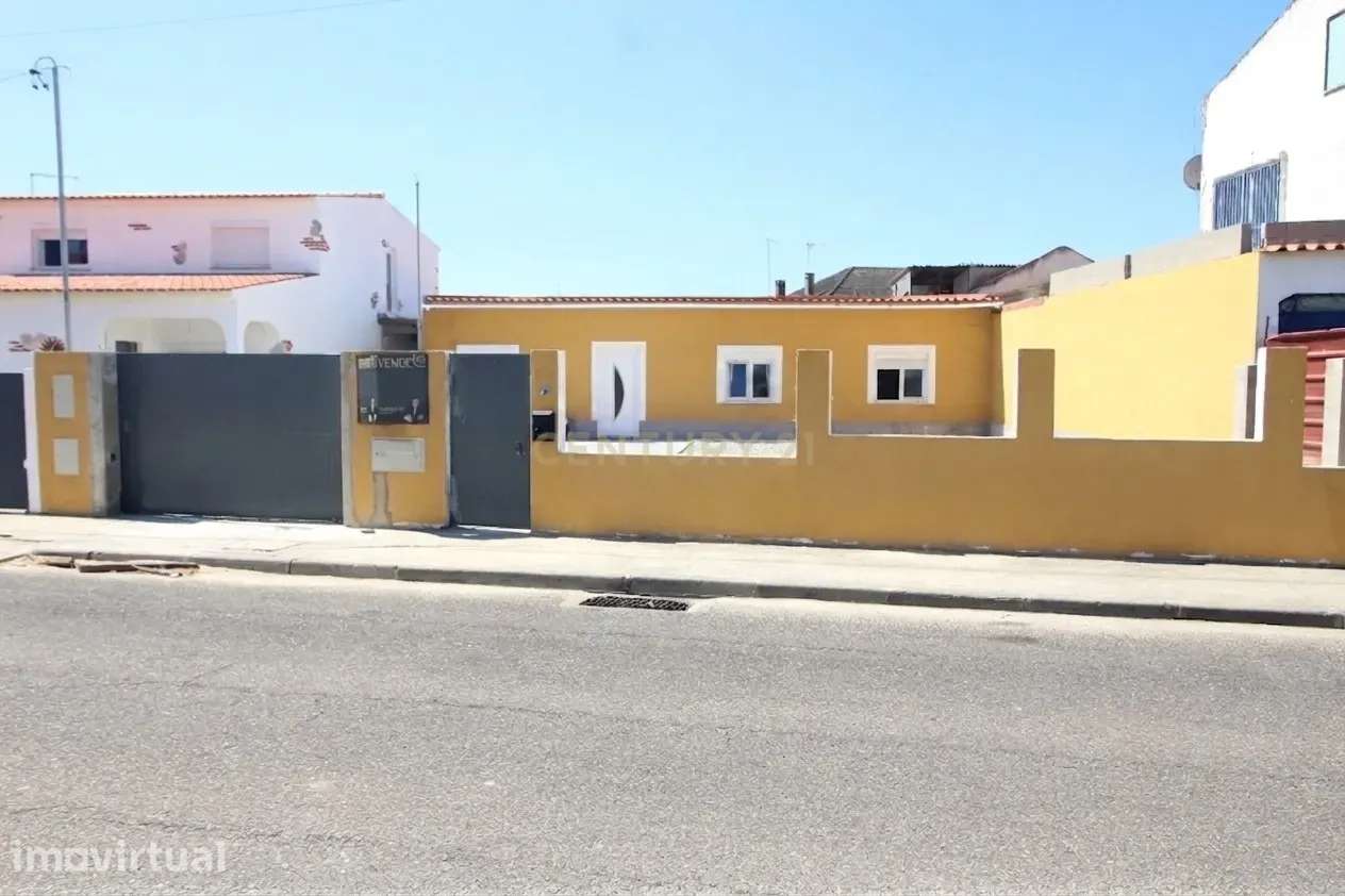 Moradia T3 Encantadora com Piscina em Alpiarça - Grande imagem: 2/26