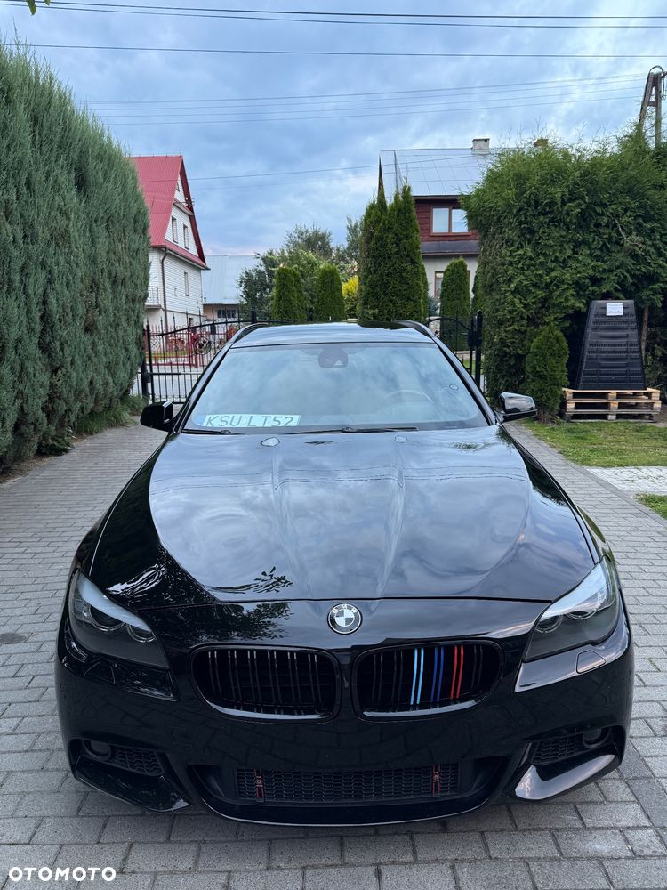 BMW Seria 5 535i xDrive - 11