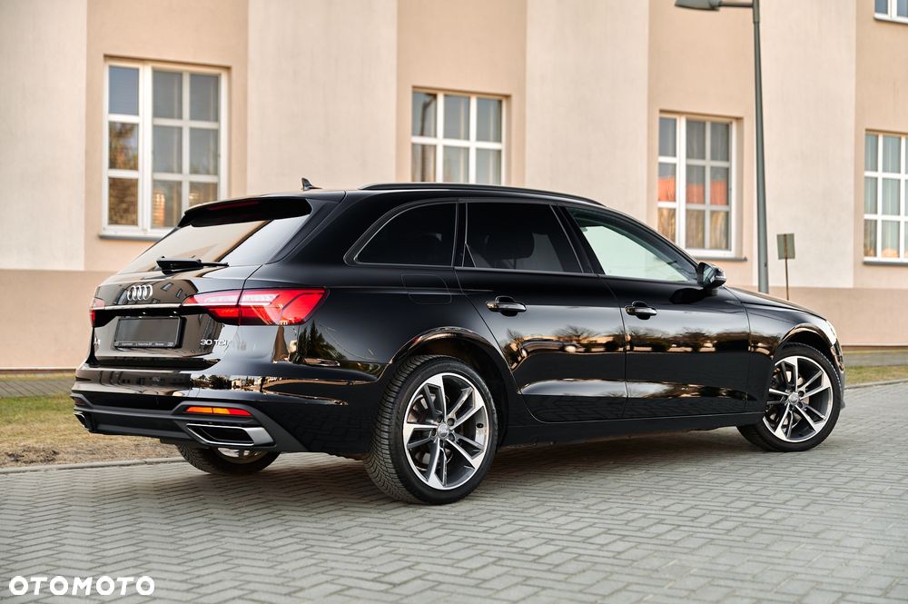 Audi A4 Avant - 5