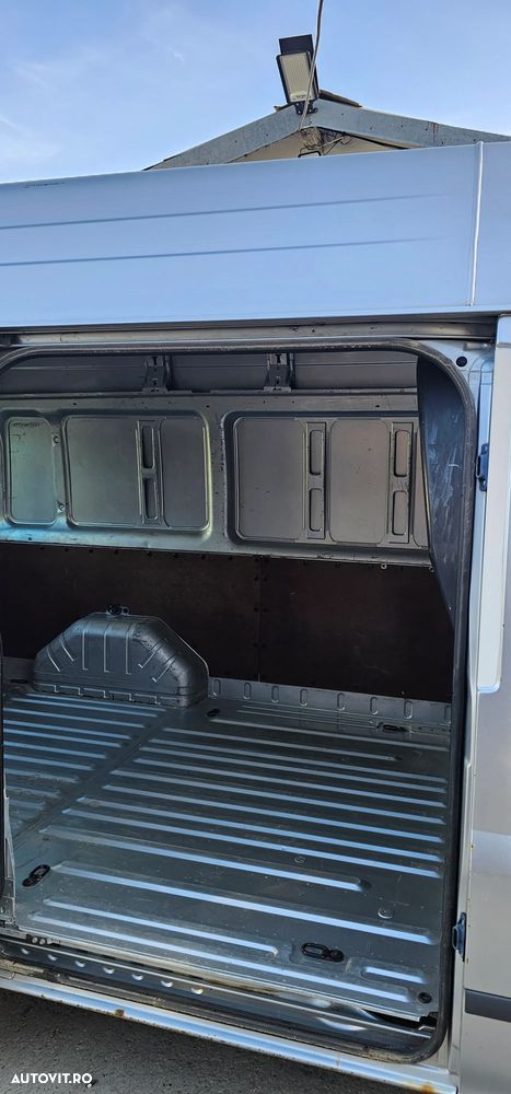 Ford Transit - 15