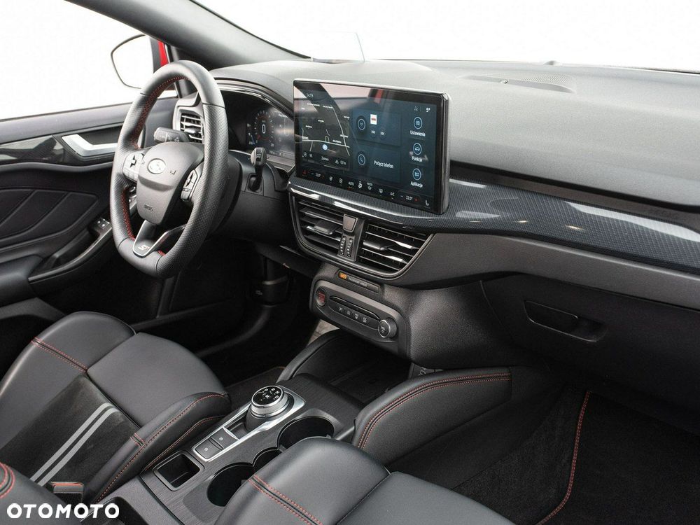 Ford Focus 2.3 EcoBoost ST X - 32