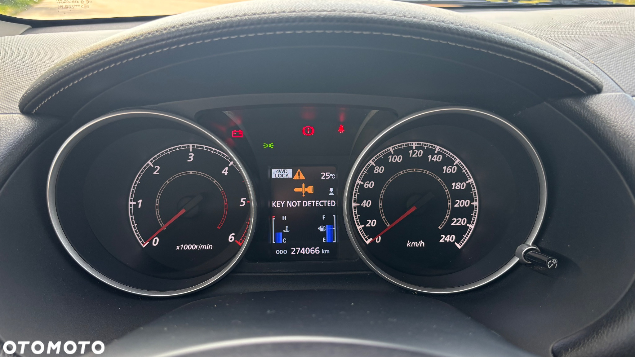 Mitsubishi Outlander 2.0 DID Intense + - 16
